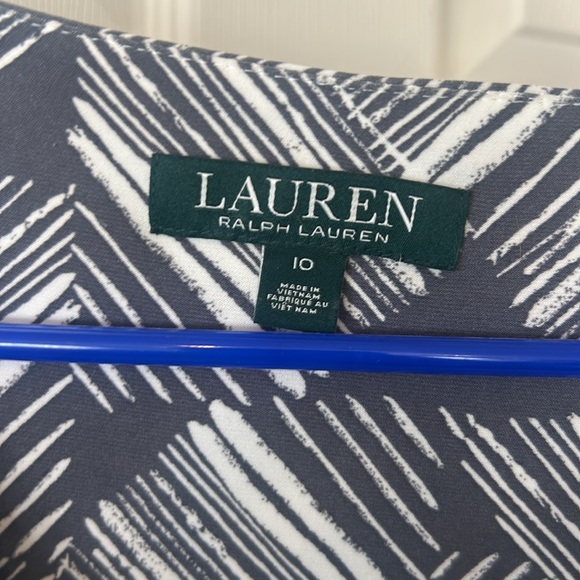 Lauren Ralph Lauren Stylish Gray Patterned side slit below knee Dress - Picture 4 of 9